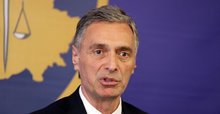 Mes emocionesh, Aleksandër Lumezi përmbyll mandatin si kryeprokuror i Shtetit