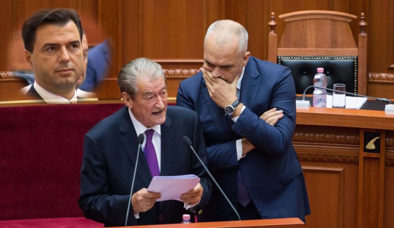 Edi Rama i quan kufoma politike Bashën e Berishën