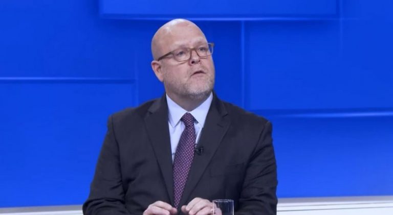 Hovenier pyetet nga BBC nëse Serbia është pas sulmit: Sulmuesit serbë nuk i siguruan armët vetë