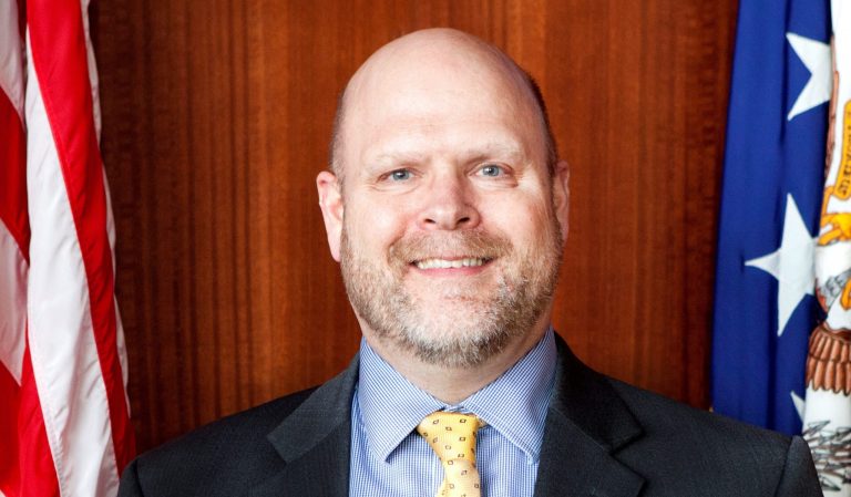 Hovenier: SHBA-ja ka lidhje të forta me popullin e Kosovës