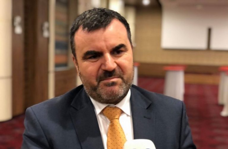 Qelaj e quan shqetësuese gjuhën urrejtëse ndaj Kodit Civil