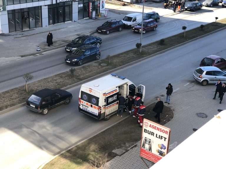 Rrahje në një treg në Prizren, dy të lënduar