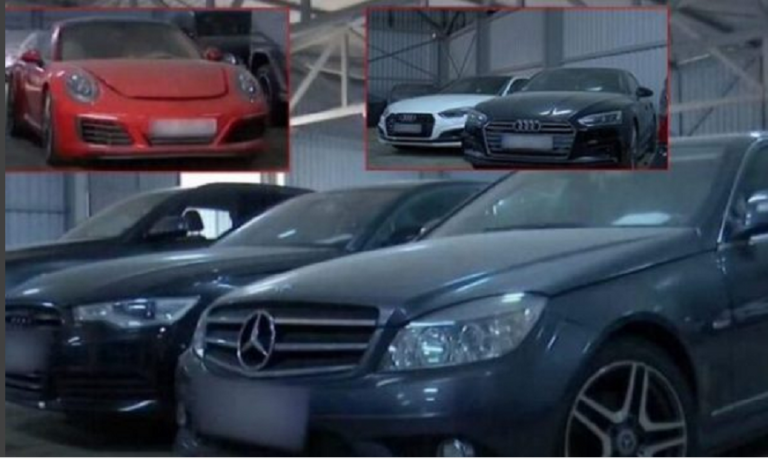 Vetura luksoze të sekuestruara në Kosovë “ndryshken” në mungesë të lejes për shitje