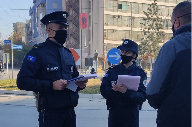 550 qytetarë gjobiten për shkelje të masave anti-COVID