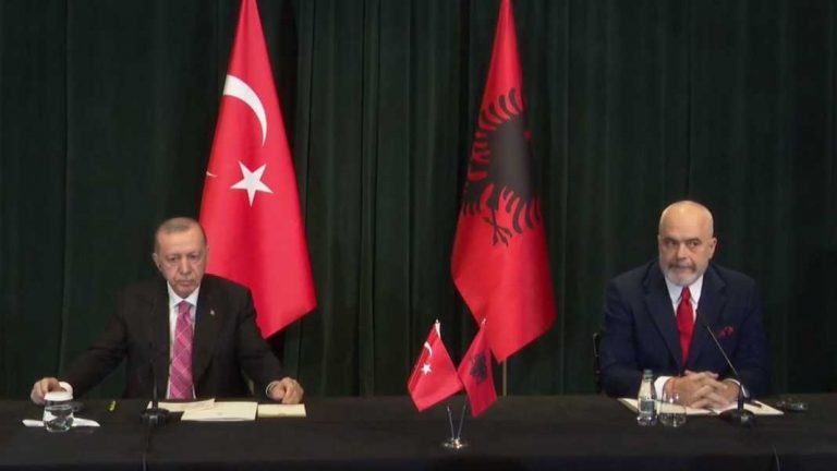 Nënshkruhen 7 marrëveshje mes Shqipërisë dhe Turqisë