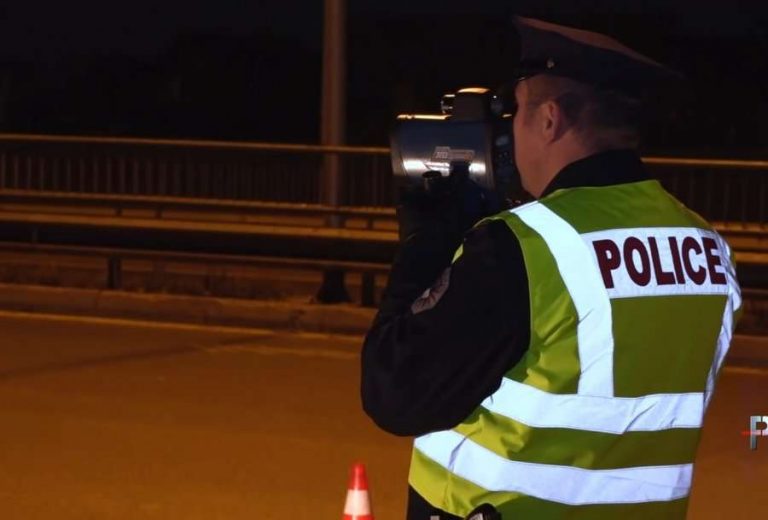 Voziti 121 km/h në zonë 40 km/h, gjobitet 500 euro