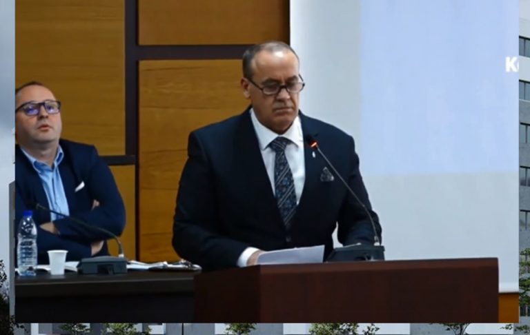 Fehmi Kupina zgjedhet kryesues i Kuvendit Komunal të Prishtinës