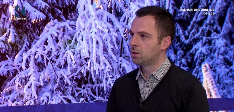 Copa e metalit në ilaç, gazetari Vitija: Po të administrohej, do të mund të shkaktonte helmim (VIDEO)