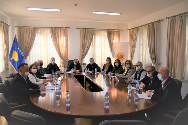 Mbahet mbledhja e Shtabit Emergjent në Prizren për Menaxhimin e COVID-19