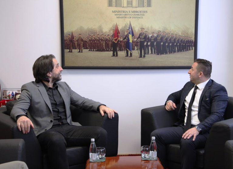 Komuna e Prishtinës liron nga pagesa e transportit publik ushtarët e FSK-së