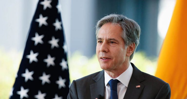 Blinken i shkruan Vuçiqit, ia përmend njohjen e Kosovës