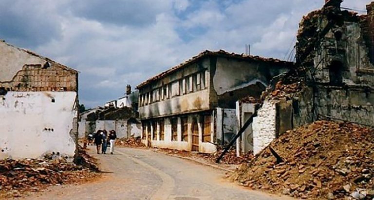 Një e përdhunuar e luftës ngre padi ndaj tre serbëve në Policinë e Kosovës