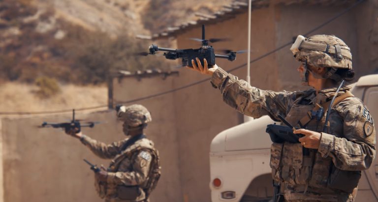 Ushtria amerikane investon miliona dollarë në dronët X2D të palosshëm