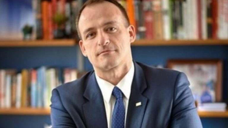 Vedat Gashi kandidon për vendin e Eliot Engel në Kongresin Amerikan