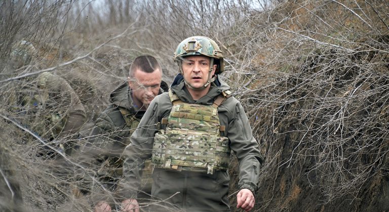 Zelensky këmbëngul në ‘integritetin territorial’ të Ukrainës para bisedimeve me Rusinë
