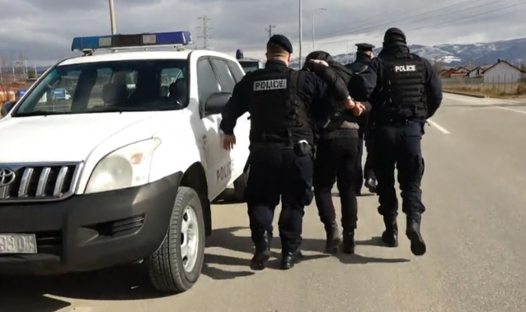 Arrestohet i dyshuari për tentim-vrasjen e tre policëve në Prizren