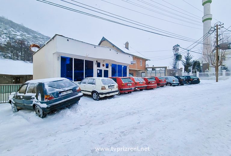 Përveç fshatit Rrenc edhe banorët e Blaçit të Dragashit të pasionuar pas Golf 2-shit