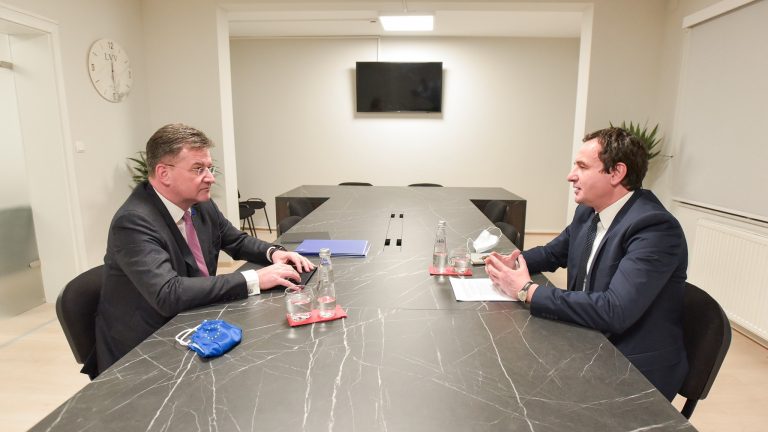 Kurti i përgjigjet Lajçakut për Asociacionin: Kosova s’frikësohet