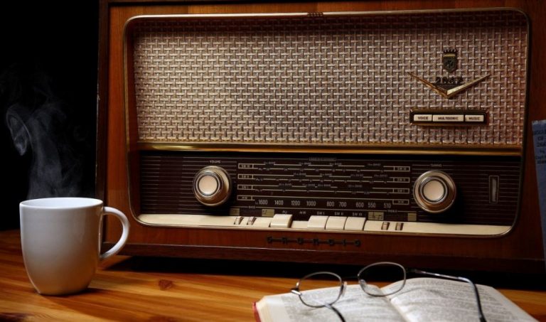 Sot shënohet Dita Botërore e Radios