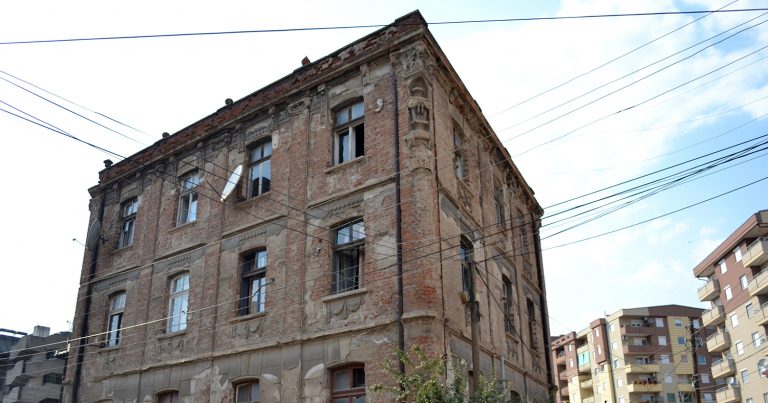 Von Cramon kundër restaurimit të shtëpisë së Xhafer Devës: Nuk duhet të ketë vend për mohimin e Holokaustit