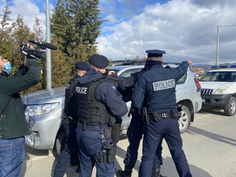 Arrestohet kameramani kosovar, po xhironte live në Suharekë