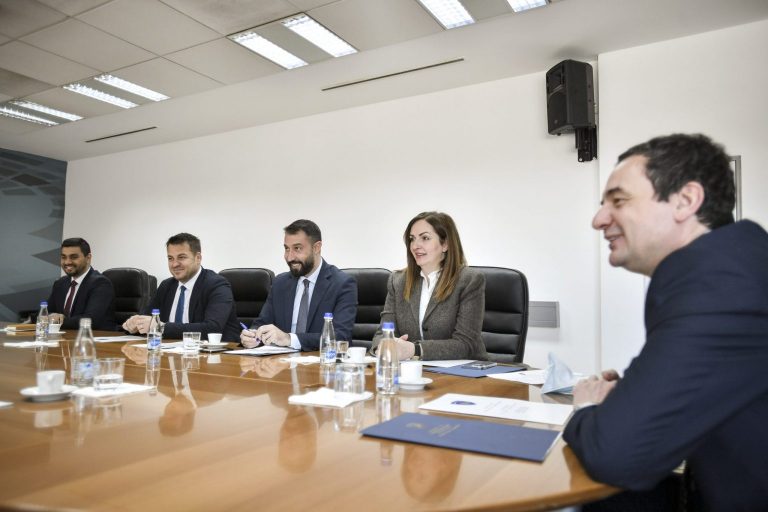 Përzgjedhen anëtarët e Komisionit të Granteve nga komunat për vitin 2022