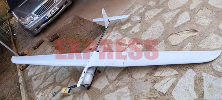 Bie një dron në Mitrovicë, këto janë fotografitë nga vendi i ngjarjes