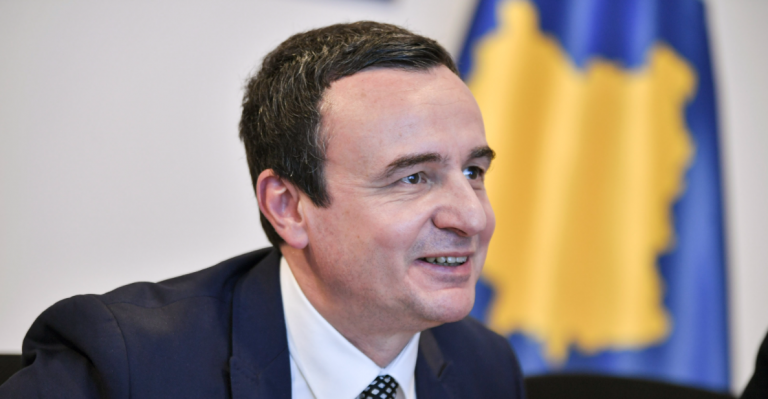 Kurti: Asnjëri nga kabineti qeveritar s’do të përfitojë nga shtesa 100 euro