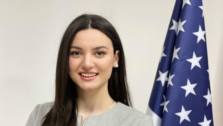 Deputetja kosovare nominohet për pjesëmarrje në programin amerikan “Open World 2022”