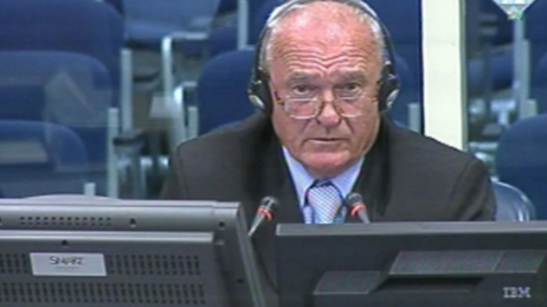 Serbia ngre aktakuzë për krime lufte ndaj një ish-gjenerali të Ushtrisë së Republikës Serbe