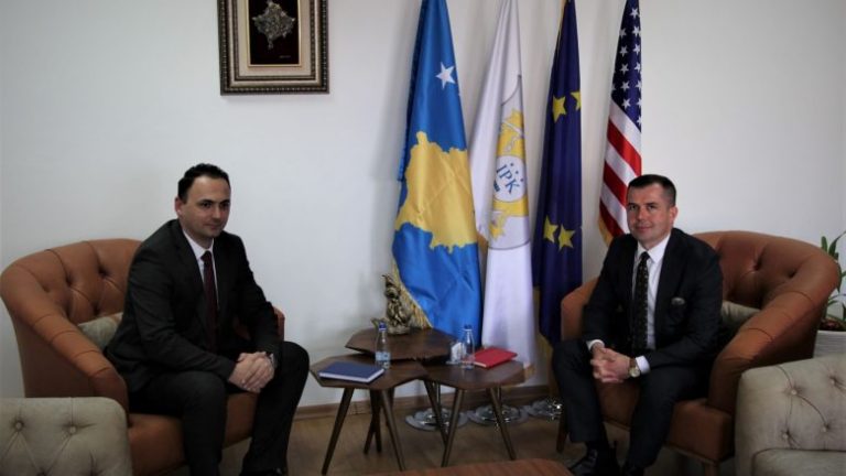 Takohen drejtori i AKI-së dhe kryeshefi i Inspektoratit Policor të Kosovës