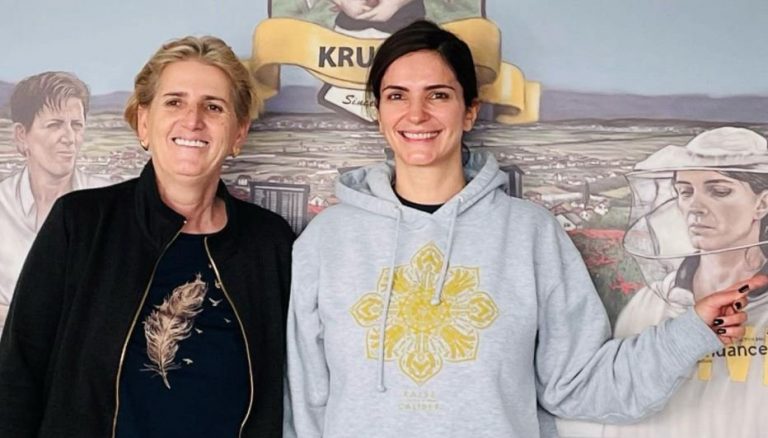 Reuters shkruan për filmin “Zgjoi”: Historia frymëzuese e vejushës së luftës së Kosovës