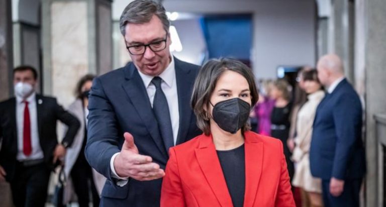 Kur do të takohen Kurti me Vuçiqin? Kryediplomatja gjermane flet nga Beogradi