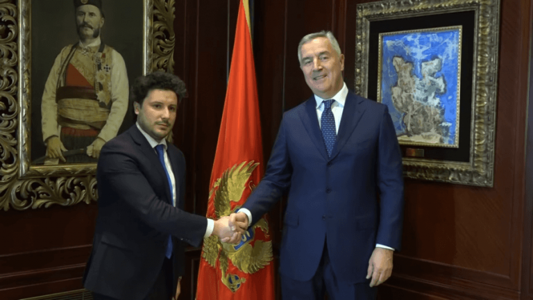 Abazoviqi merr mandatin për të formuar Qeverinë e re të Malit të Zi