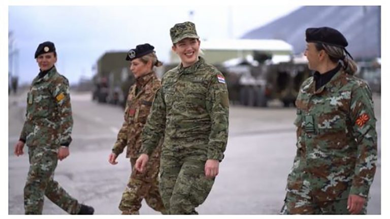 KFOR-i uron 8 Marsin me një video të veçantë të grave që janë pjesë e misionit