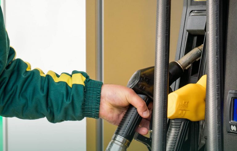 Shteti nis inspektimin për shtrenjtimin e naftës