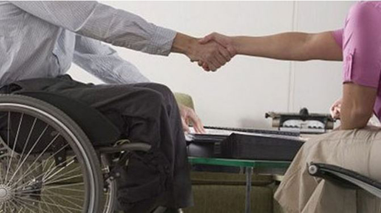 Institucioneve u kërkohet që të punësojnë femrat me aftësi të kufizuara