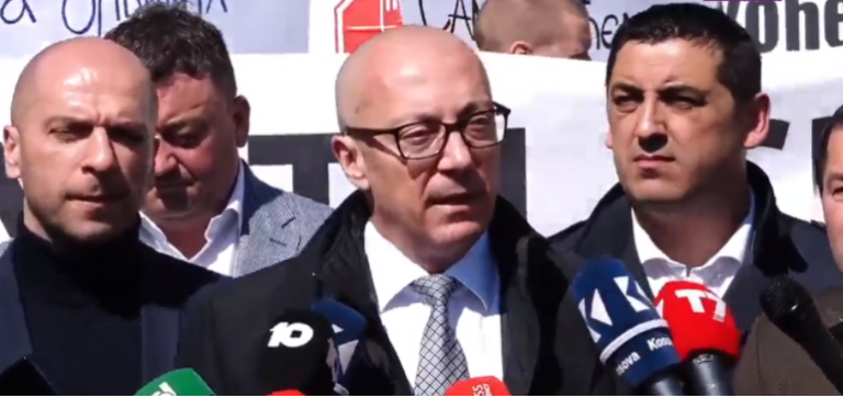 Lista Serbe bojkoton institucionet e Kosovës