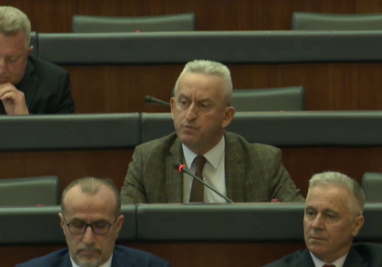 Qalaj: Qeveria s’e ka asnjë meritë për arrestimin e policëve