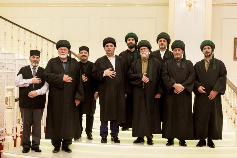 Bashkësia e Tarikateve del pro martesave të gjinisë së njëjtë