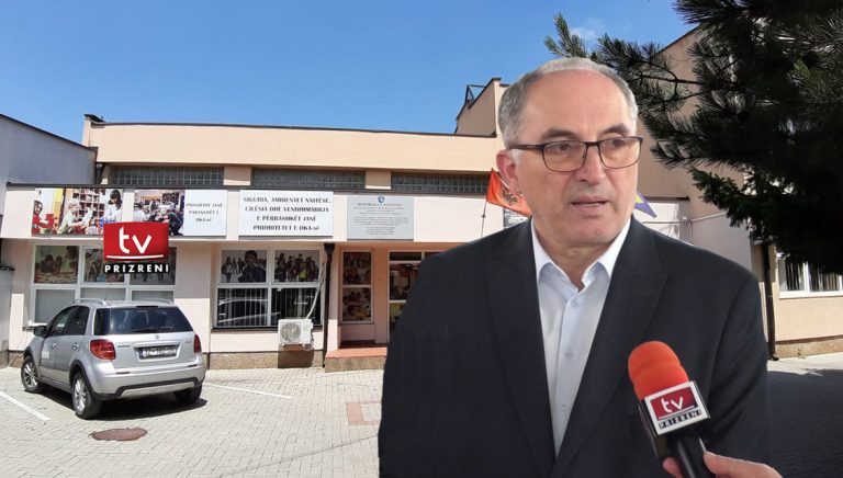 Kryetari Totaj, anulon konkursin për 9 sekretarë të shkollave të komunës së Prizrenit