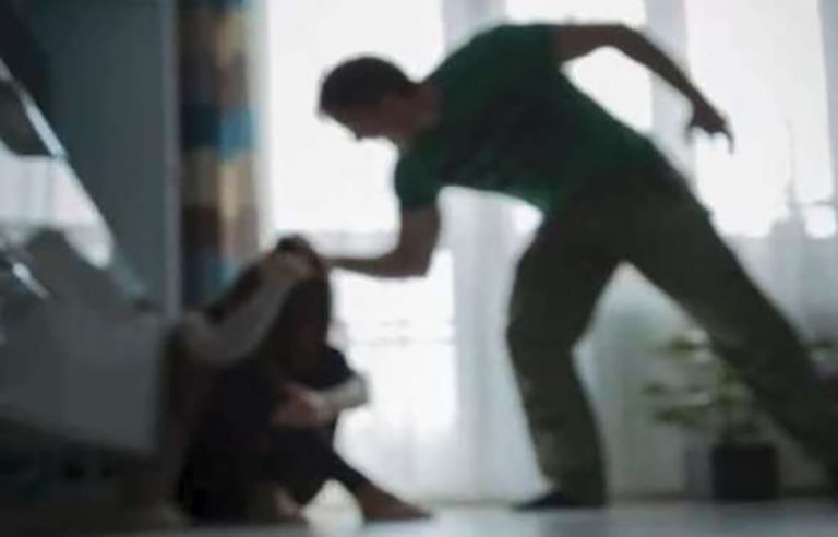 Babai rrah vajzën e vet në Malishevë, arrestohet