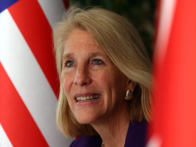 Donfried ia bën të qartë Serbisë: Marrëveshja me Kosovën duhet ta ketë fokusin në njohje reciproke