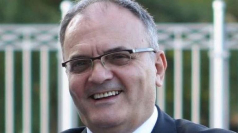 Deputeti i VV-së kërkon largimin e Martin Berishajt