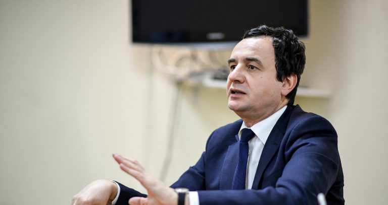 Kurti kërkon distancimin e Serbisë nga sulmet ndaj policisë