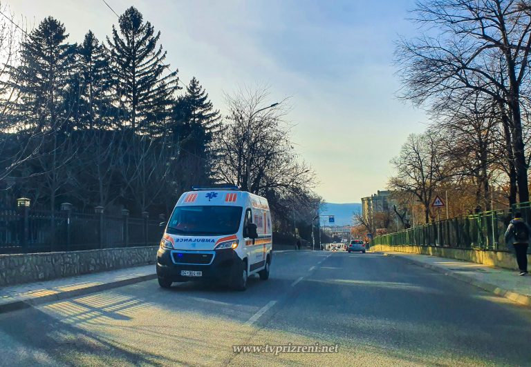 Prizren: Ra nga kati i dytë i banesës, dërgohet në QKUK