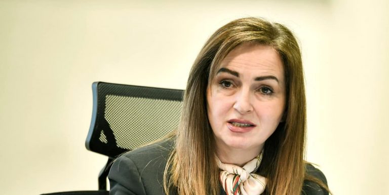 Nagavci falënderon shkollat në Gjakovë që po thyejnë grevën, thirrje që të nisë mësimi