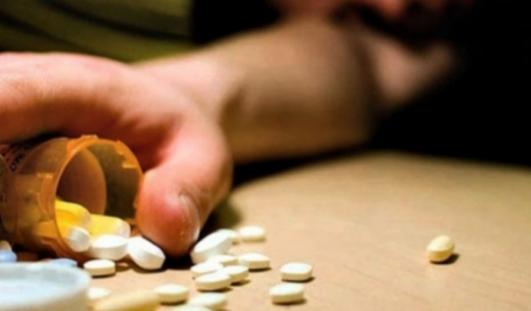 42-vjeçari në Prizren tenton t’i japë fund jetës duke pirë barna