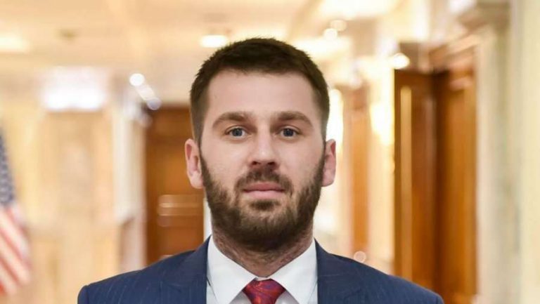 Kërçeli: 100-euroshi është për ata që nuk paguhen mbi 1000 euro