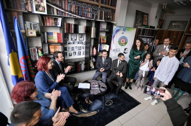 Kurti në Prizren: Qeveria është e gatshme dhe e interesuar, që t’i ndihmojë dhe përkrahë komunitetet